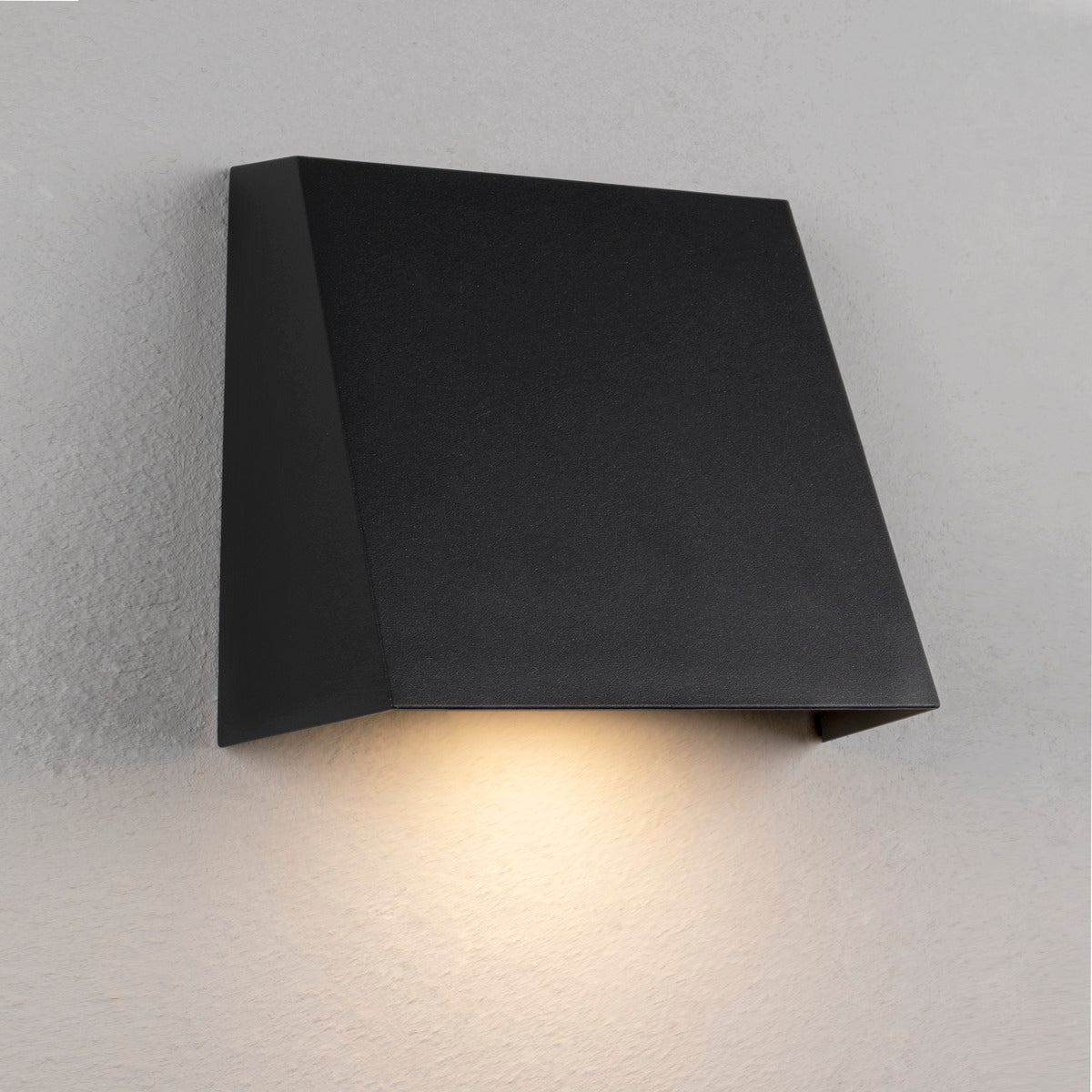 Seinävalaisin Hidealite Edge XL, 12,5W, 4000K, 660lm, IP65