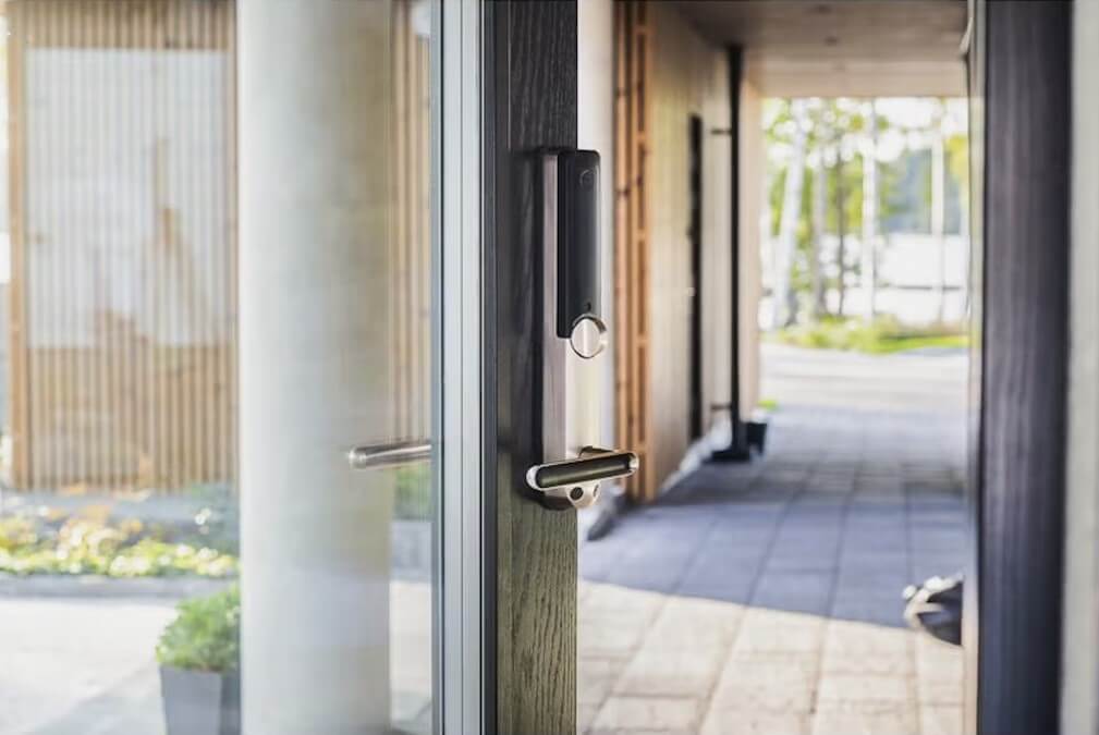 Yale Doorman L3 -älylukko, harmaa