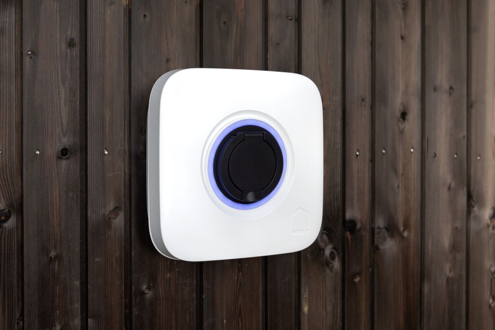 Latausasema Futurehome Charge EVSE 22kW valkoinen