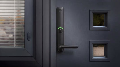 Yale Doorman L3 -älylukko, musta